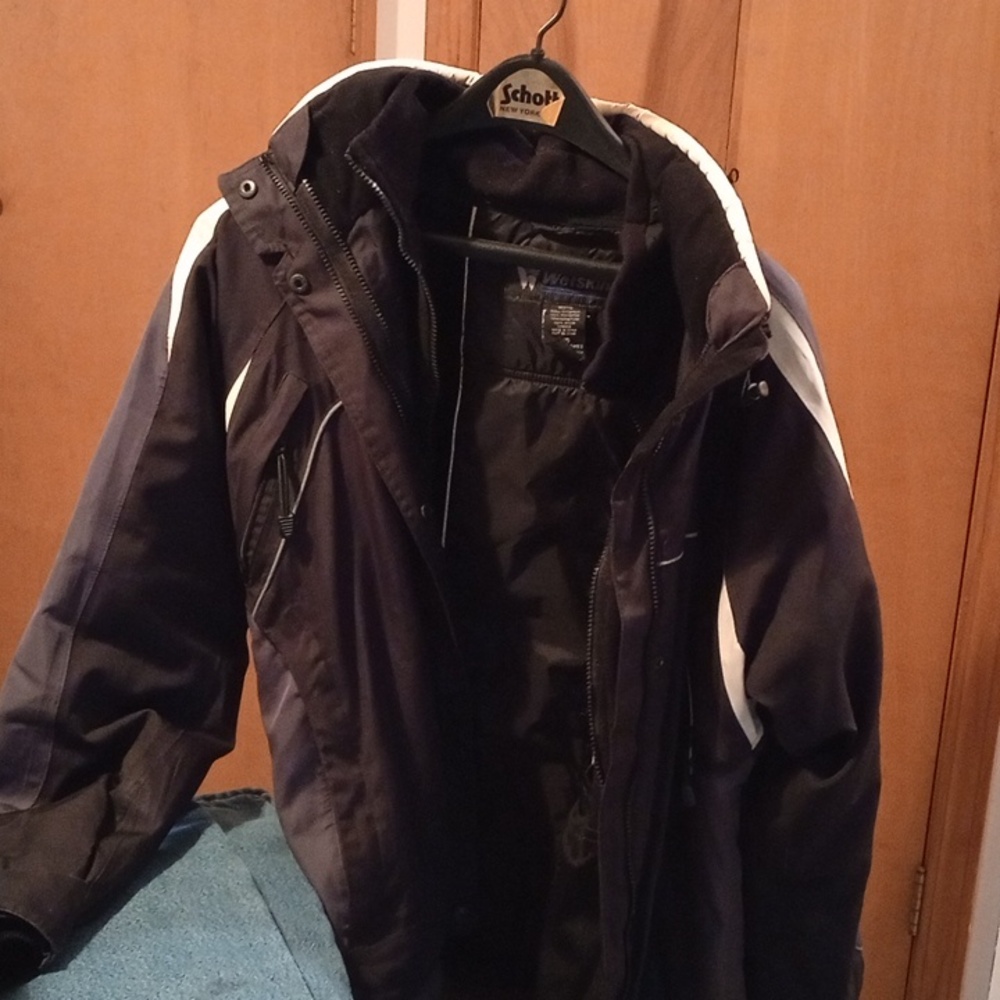 Women's winter coat size large